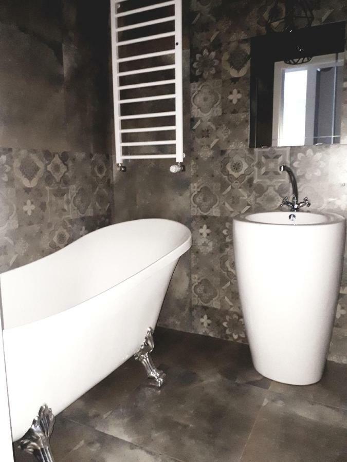 Apartament Przy Aquaparku W Redzie Rahmel Exterior foto
